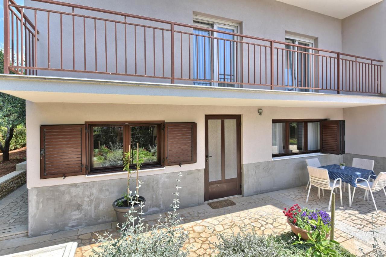 Brezac Olive Garden Apartment Fažana Kültér fotó