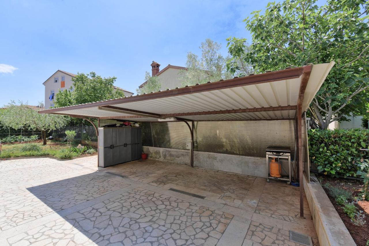 Brezac Olive Garden Apartment Fažana Kültér fotó