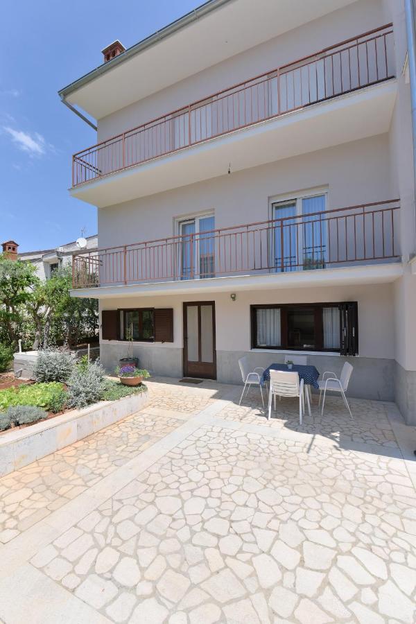 Brezac Olive Garden Apartment Fažana Kültér fotó