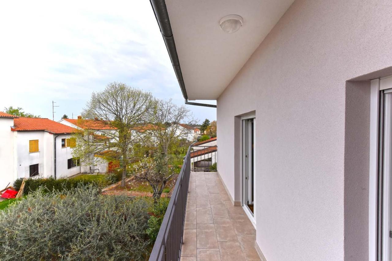 Brezac Olive Garden Apartment Fažana Kültér fotó